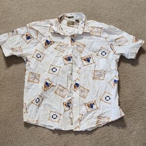 Men's White and Blue Patterned Casual Shirt